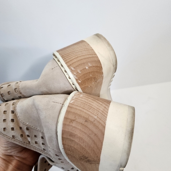 Cecelia New York Taupe Georgie Cut Out Low Perforated Wedge Ankle Booties 9 - Picture 7 of 9